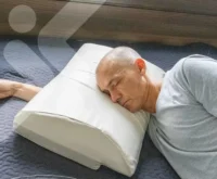 Travesseiro anti ronco: como funciona, benefícios e quando usar