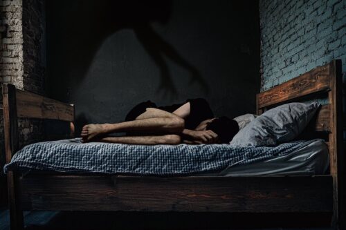 Paralisia do Sono: Entenda o Fenômeno e Como Evitar